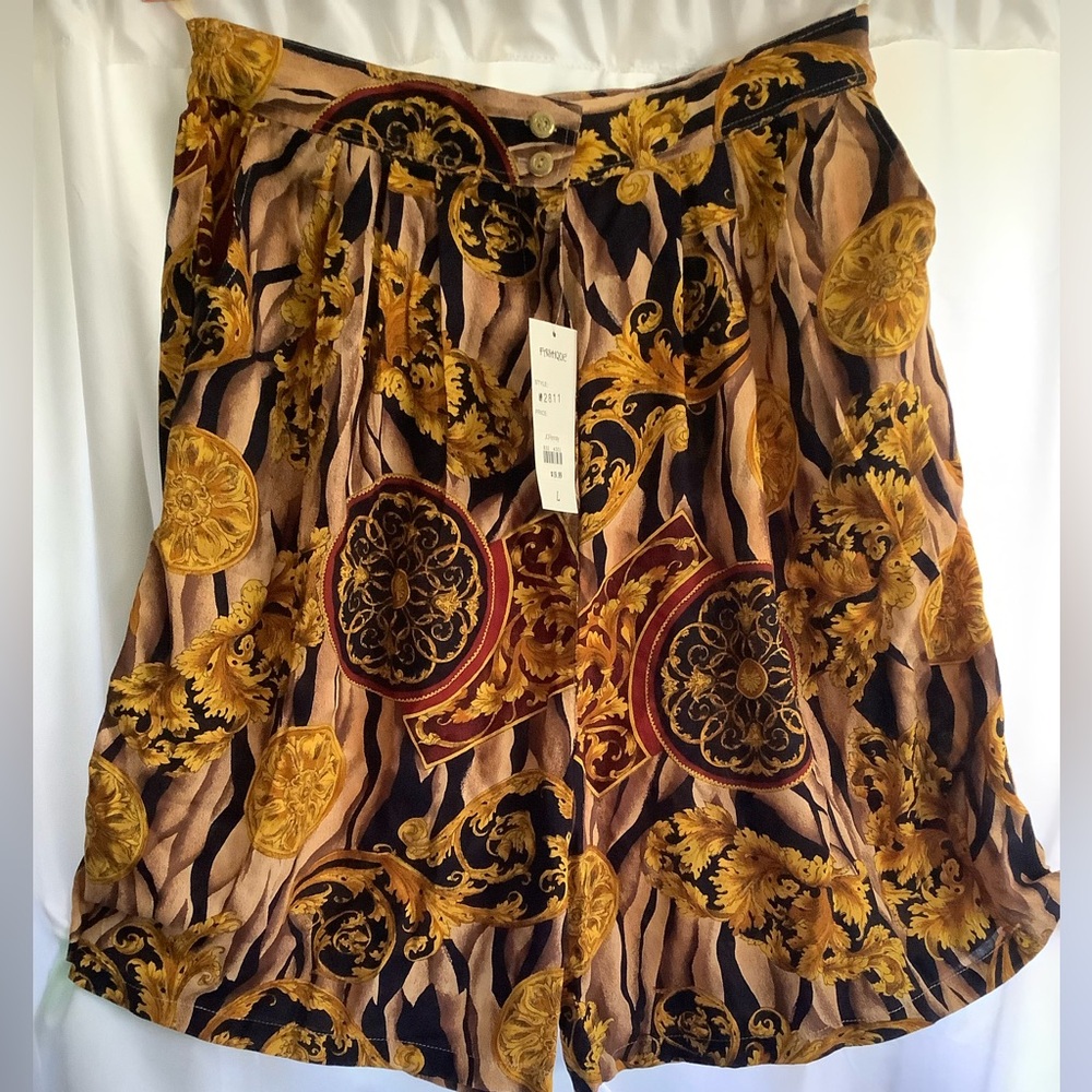 Fashque Bermuda Shorts Size L